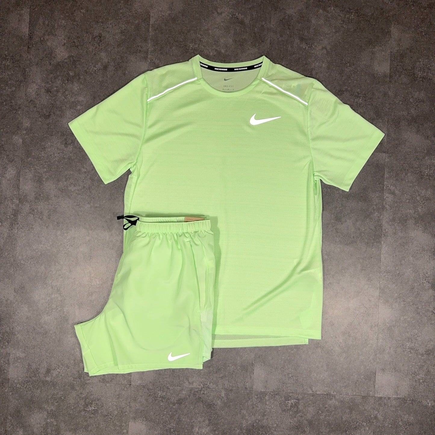 Ensemble Nike Running Vert Lime